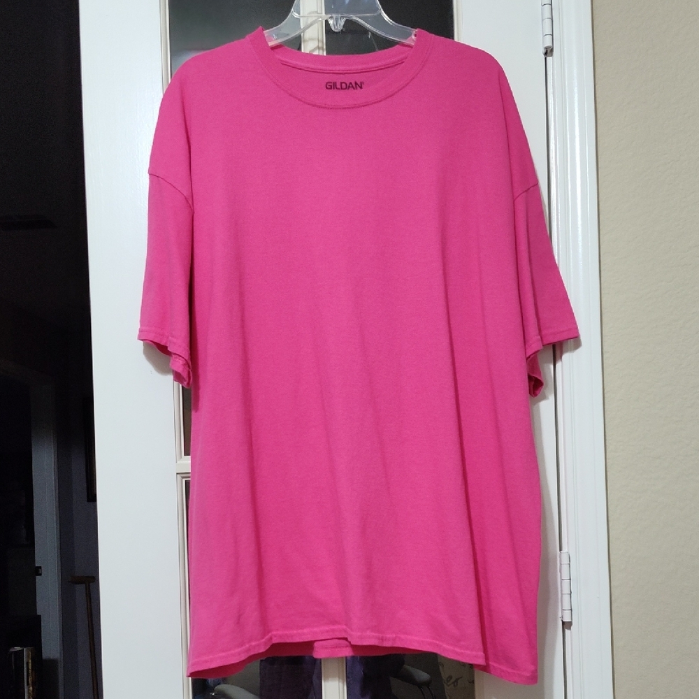 Gildan Vibrant Pink Men's Short Sleeve Tee (2XL)